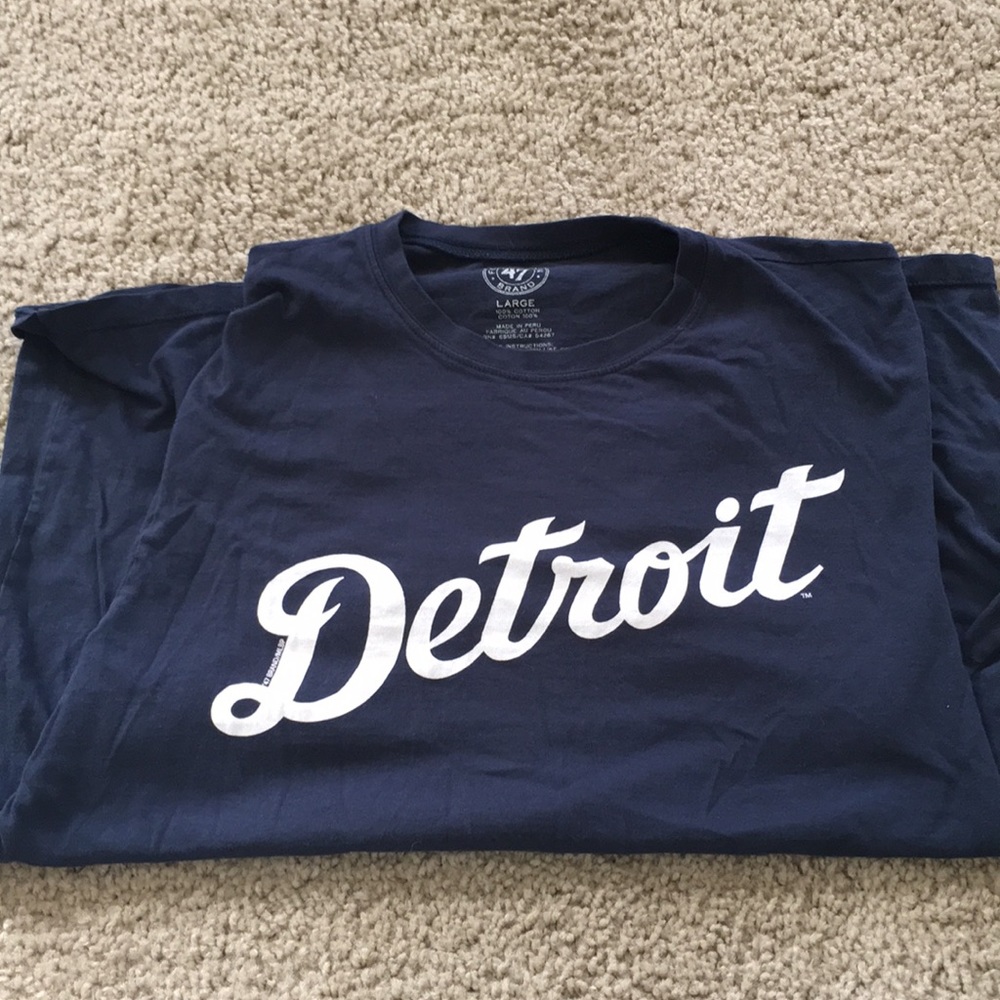 Detroit Tigers shirt